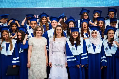 Rania fière de ses diplômés