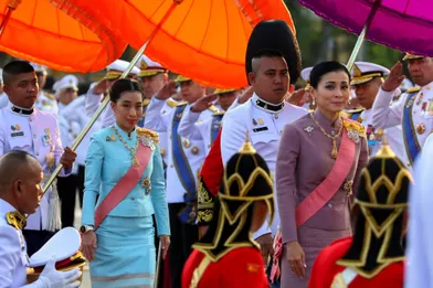 La reine Suthida de Thaïlande et la princesse Bajrakitiyabha à Bangkok, le 22 octobre 2019