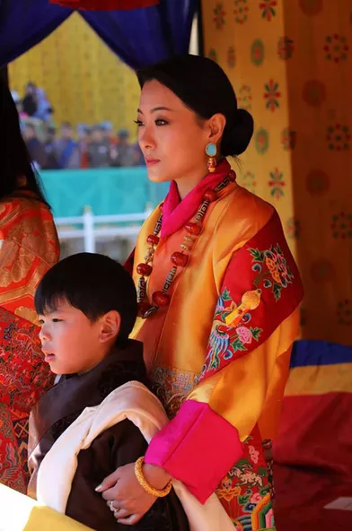 La princesseKesang Choden du Bhoutan et son fils Wangchuck à Haa, le 17 décembre 2017