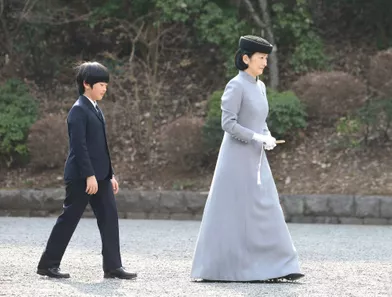 Le prince Hisahito du Japon et sa mère la princesse Kiko à Tokyo, le 16 mars 2019