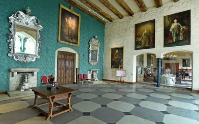 La salle à manger du château de Marienburg en Allemagne, le 27 juin 2017