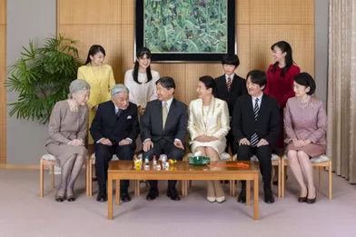 L'empereur Naruhito et l'impératrice Masako du Japon avec leur famille, le 12 décembre 2019 à Tokyo. Photo diffusée le 1er janvier 2020