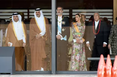 L’émir du Qatar le cheikh Tamim bin Hamad al-Thani avec le roi Felipe VI et la reine Letizia d'Espagne à Tokyo, le 22 octobre 2019