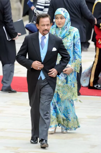 Le sultan de Brunei Haji Hassanal Bolkiah et la reine Hajah Saleha au mariage du prince William et de Kate Middleton, le 29 avril 2011