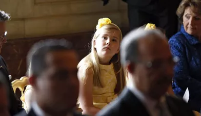 Pays-Bas: les petites princesses si fières de leur papa
