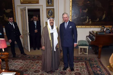 L'émir du Koweït, le cheikh Sabah al-Ahmad al-Sabah, avec le prince Charles à Londres, le 4 février 2016