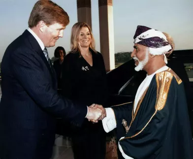 Le sultan Qaboos d'Oman avec la princesse Maxima et le prince Willem-Alexander à Mascate, le 8 mars 2011