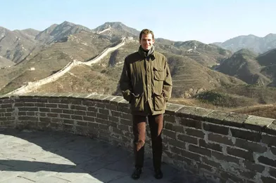 Le prince Felipe d'Espagne sur la Grande Muraille de Chine, le 11 novembre 2000