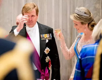 Le roi Willem-Alexander et la reine des Belges Mathilde lors de la visite d'Etat du couple royal belge aux Pays-Bas, le 28 novembre 2016