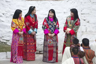 Les quatre soeurs, épouses de l'ancien roi Jigme Singye Wangchuck, le 13 octobre 2011