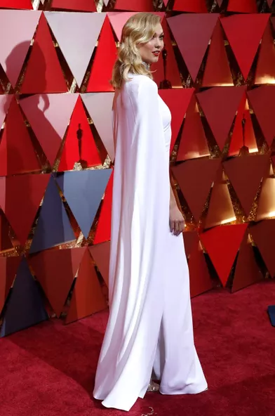 Karlie Kloss à la cérémonie des Oscars à Los Angeles le 26 février 2017