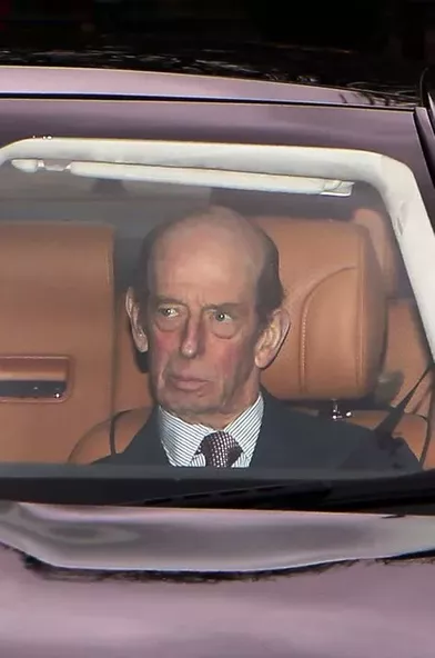 Baby George va manger chez la Queen