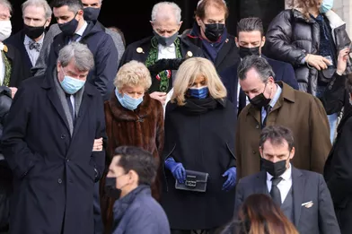 Xavier Darcos, Hélène Carrère d'Encausse et Brigitte Macronà lacérémonie religieuse en mémoire de PierreCardin, célébrée vendredi à la Madeleine, à Paris.