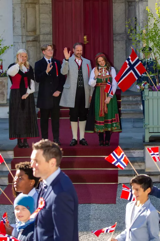 CASA REAL DE NORUEGA - Página 30 NEWS-PICTURES-149200-099