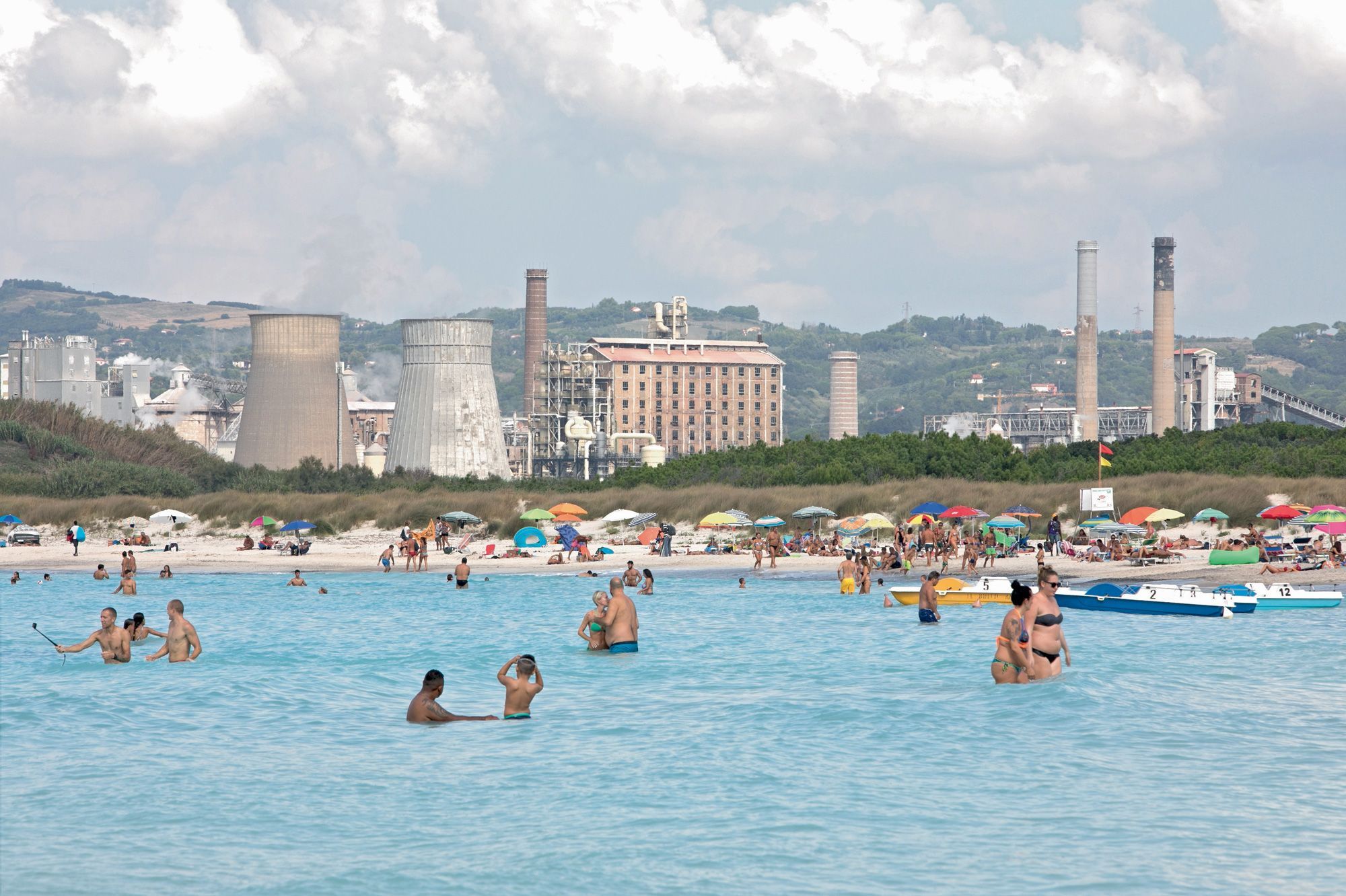 Rosignano Solvay La Plage Blanche Aux Faux Airs De Paradis