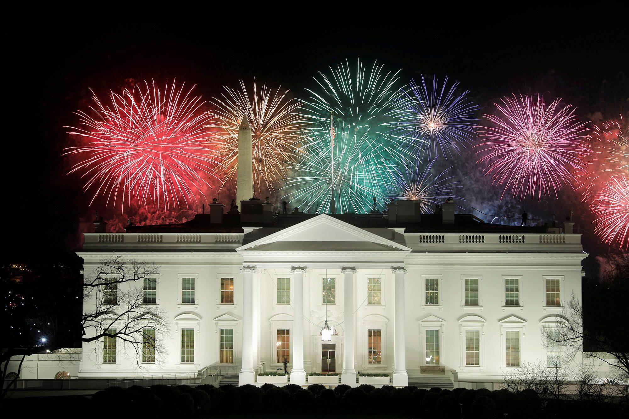 En Images Le Spectaculaire Feu D Artifice A La Maison Blanche