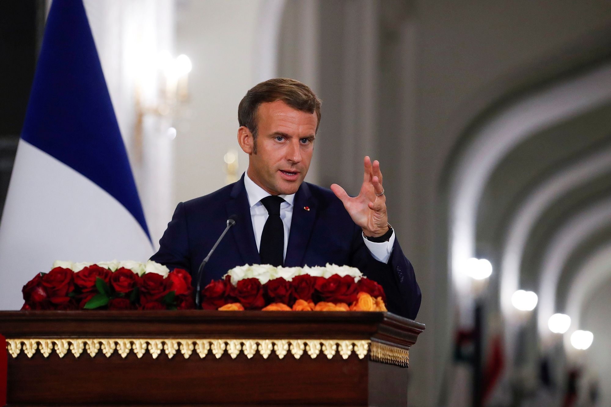 Quand Emmanuel Macron Recadre Un Journaliste Francais Au Liban