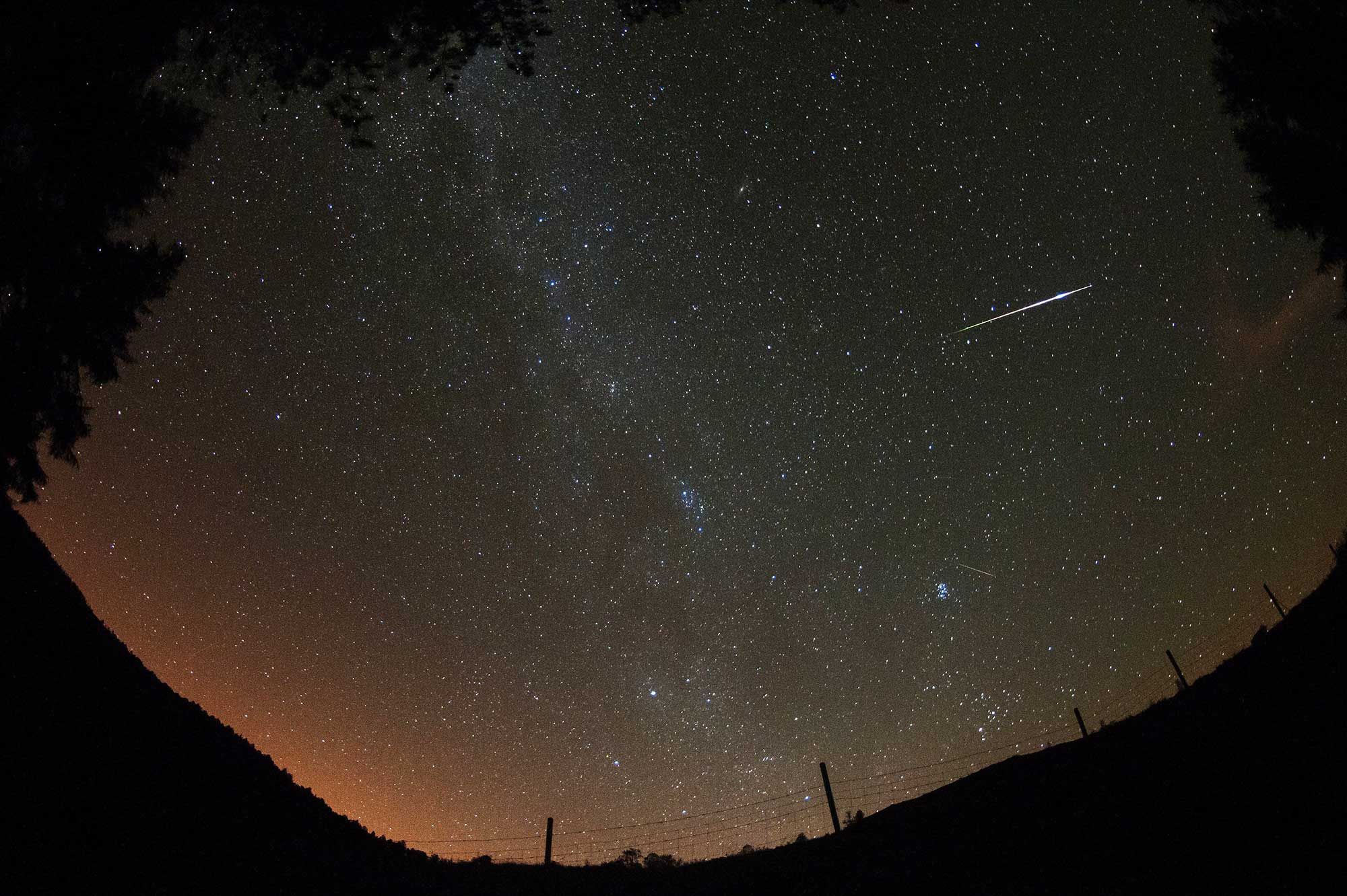 Comment Voir Les Lyrides La Pluie Détoiles Filantes Du