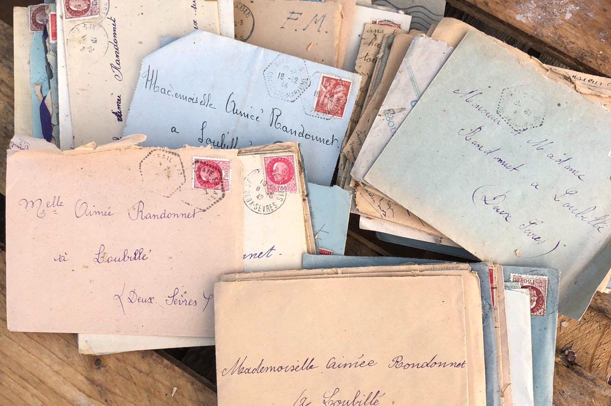 0 Lettres D Amour Datant De La Seconde Guerre Mondiale Sauvees De La Dechetterie