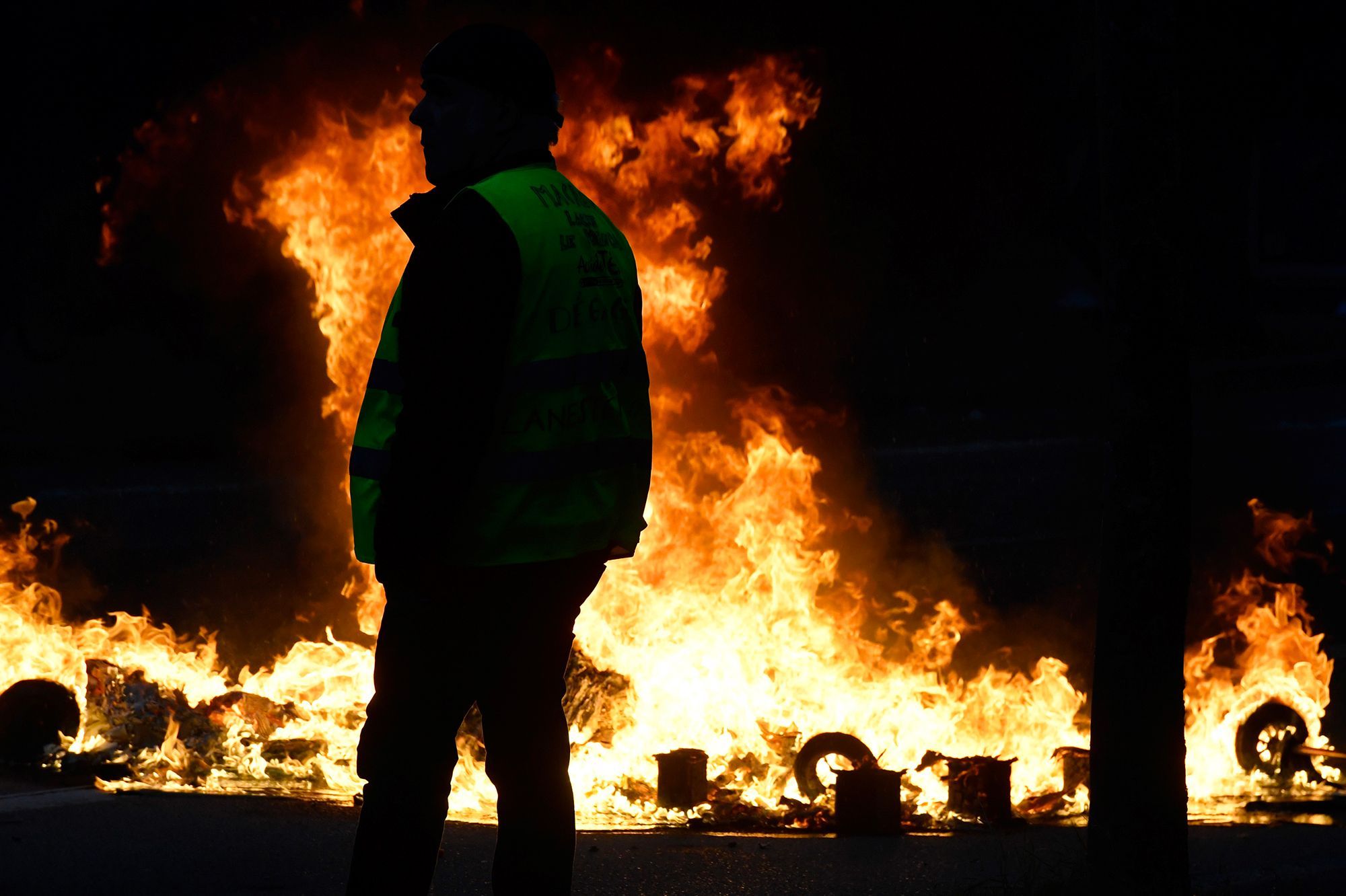 Lacte 13 Des Gilets Jaunes Marqué Par De Gros Incidents à