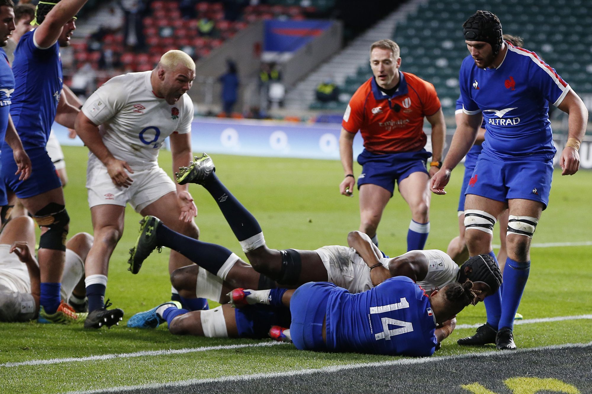 Le XV de France toujours trop juste en Angleterre