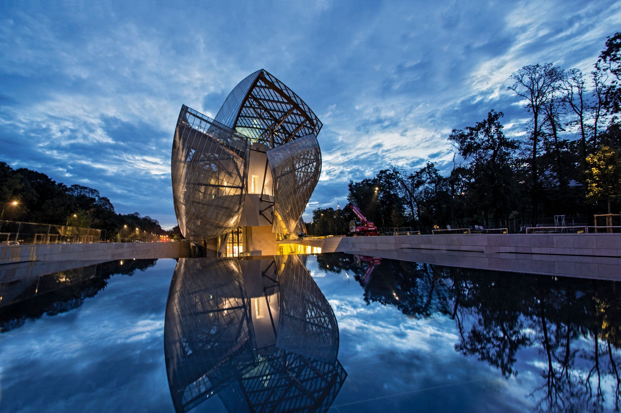 Le chef d'oeuvre de Frank Gehry&nbsp; - La Vuitton déploie ses ailes