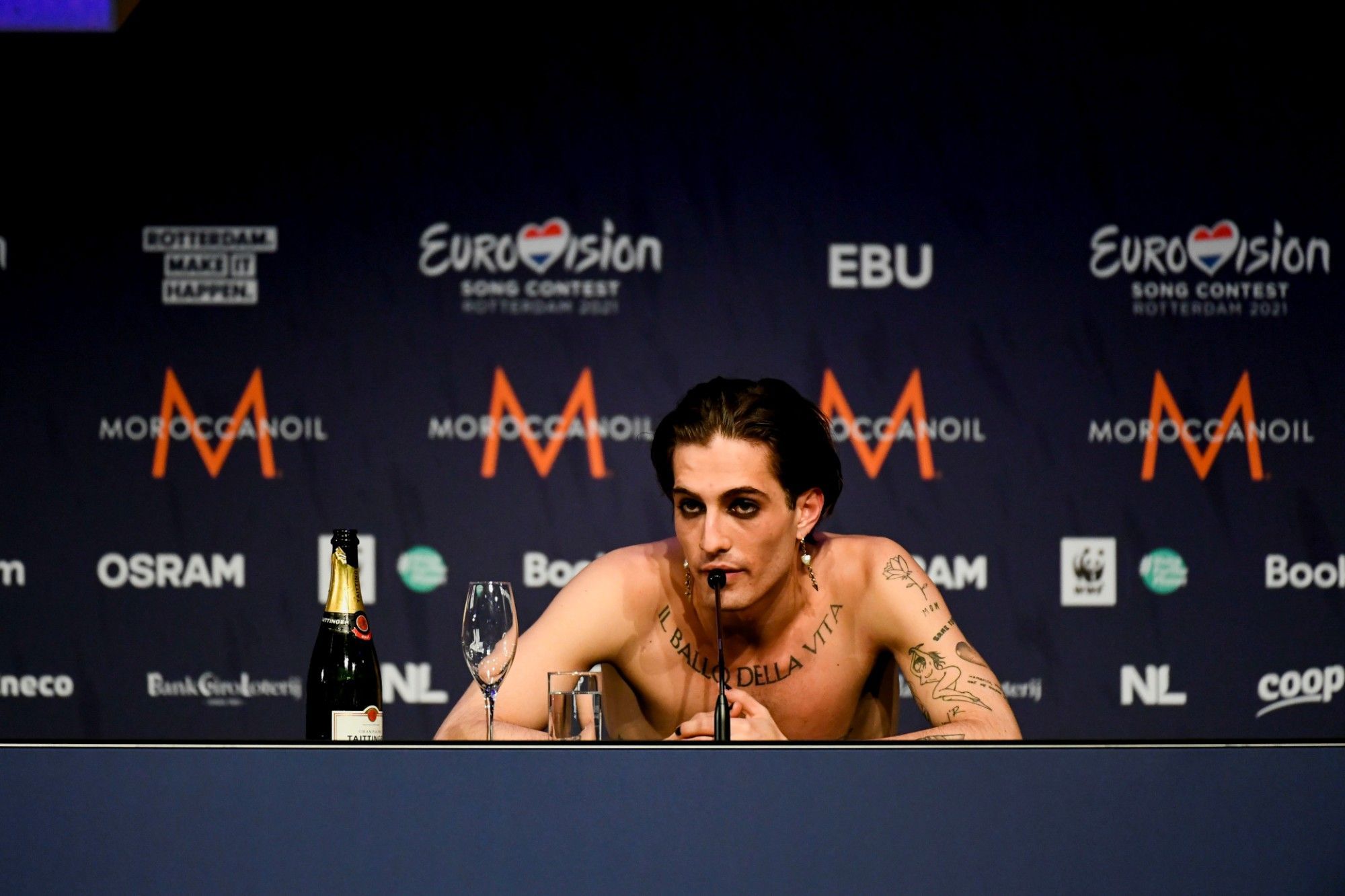 Eurovision 21 Le Test Anti Drogue Du Chanteur De Maneskin Est Negatif L Affaire Est Close