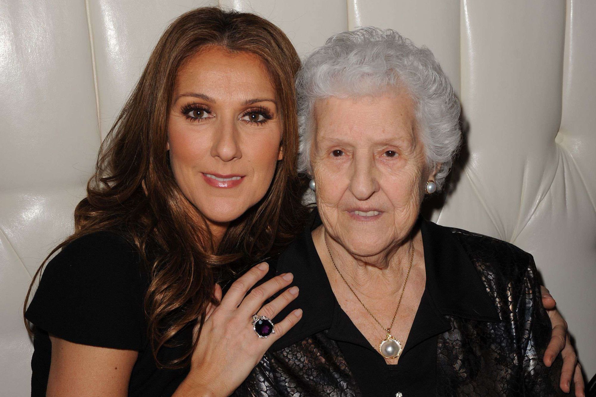 Celine Dion Publie Un Tendre Message Pour L Anniversaire De Sa Maman Disparue