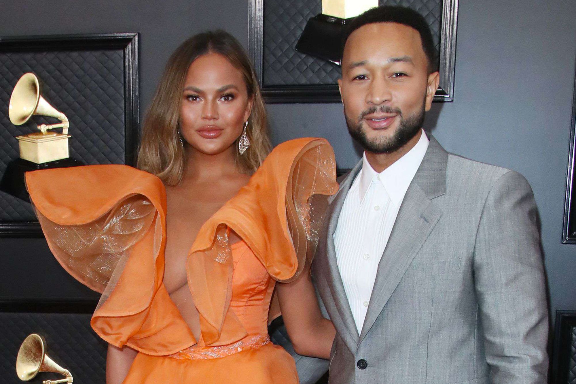 Chrissy Teigen Et John Legend Annoncent La Mort De Leur Bebe Dans Un Message Dechirant