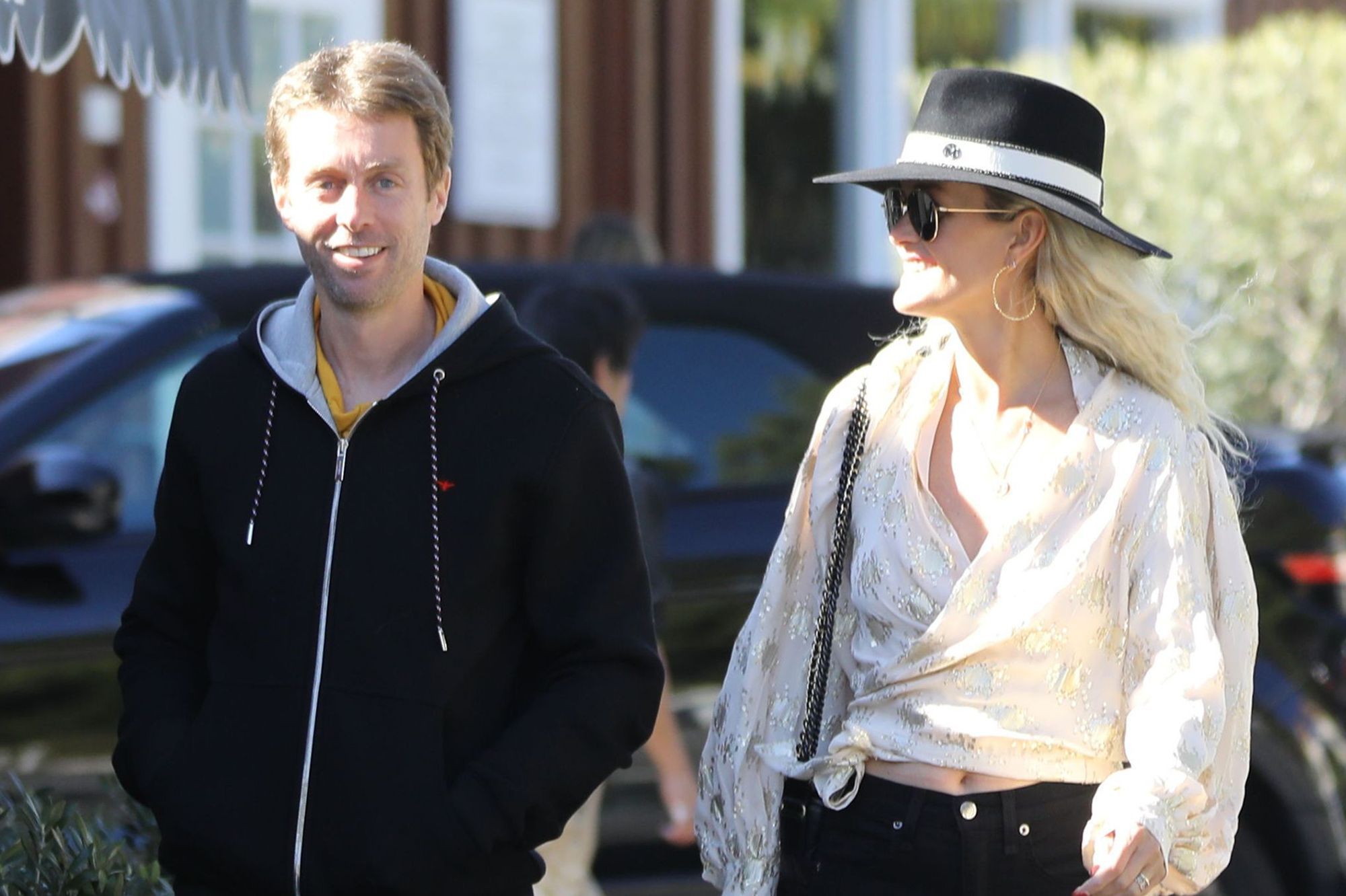 Laeticia Hallyday Fete L Anniversaire De Son Frere Gregory En Photos