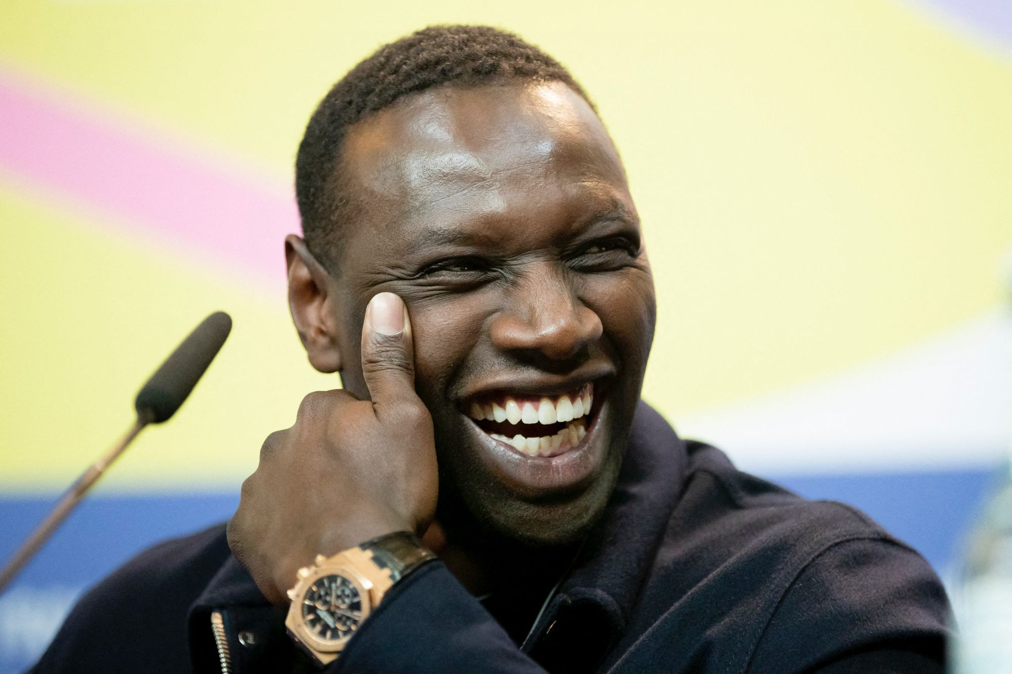 Omar Sy Avec Son Bebe Dans Les Bras Une Photo Rare