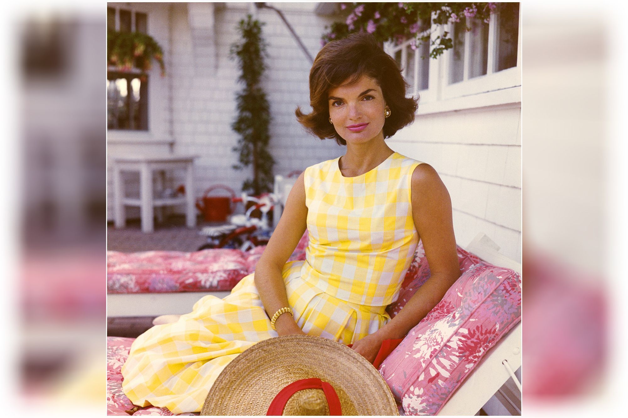 Le tailleur rose de Jackie Kennedy à Dallas en 1963 - Esprit de Gabrielle J...