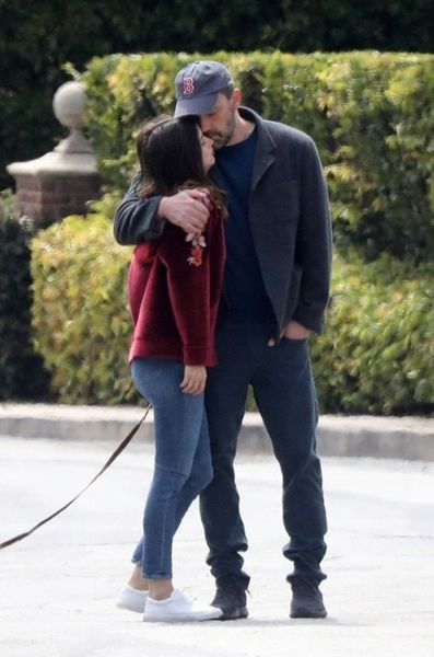 Ana-de-Armas-et-Ben-Affleck.jpg