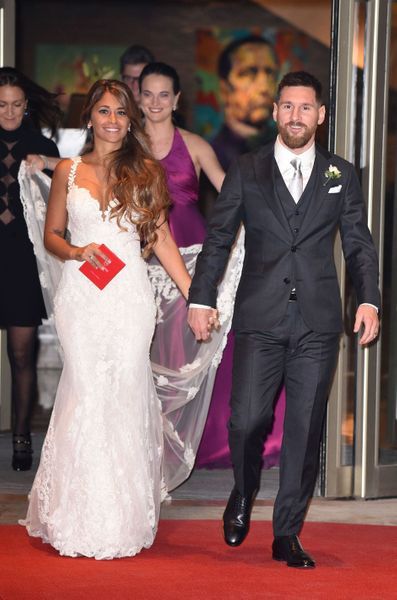 Lionel Messi Et Antonella Roccuzzo Se Sont Dit Oui En Argentine