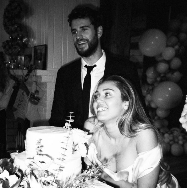 Miley Cyrus Devoile Des Photos Inedites De Son Mariage