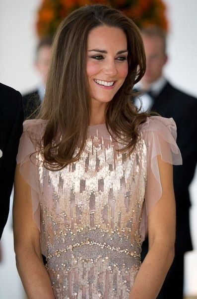 Royal Style \u2013 Kate Middleton , Focus sur les coiffures de