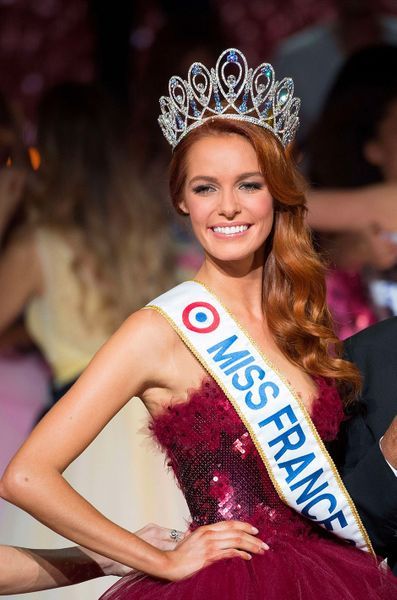 Miss France Le Secret De Leurs Couronnes