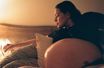 Ashley Graham enceinte de ses jumeaux sur un cliché pris début janvier 2022