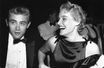 James et Ursula amoureux,  au Ciro’s, sur Sunset Boulevard à Los Angeles, lors de la soirée de charité du Thalian Ball, le 29 août 1955.