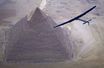 Solar Impulse 2 au-dessus des pyramides d'Egypte