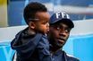 Blaise Matuidi et son fils Eden lors du match France-Uruguay le 6 juillet 2018