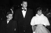 Frank Sinatra Junior, son père Frank Sinatra et sa soeur Nancy Sinatra