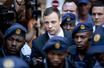Oscar Pistorius condamné à six ans de prison ferme.