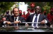 <br />
Le 12 octobre, François Hollande arrive  à Dakar pour sa première visite en Afrique depuis son élection. Il est reçu par  Macky Sall, le président du Sénégal. Au menu, bien sûr, le Mali.