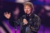 Ed Sheeran sur la scène des Brit Awards à l&#039;O2 Arena à Londres, le 8 février 2022.