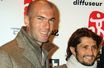 ZInédine Zidane et Bixente Lizarazu à la projection d&#039;&quot;Astérix aux Jeux olympiques&quot; , à Paris, le 24 janvier 2008.
