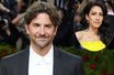 Bradley Cooper et Huma Abedin, le 2 mai 2022 au gala du Met.
