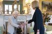 Une photo pour l'histoire : Liz Truss sera la dernière représentante officielle à rencontrer la reine Elizabeth II, le 6 septembre dernier.