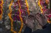 Environ 500 personnes s'étaient massées sur ce pont piétonnier pour les fêtes de Diwali, à environ 200 kilomètres à l'ouest d'Ahmedabad, la principale ville de l'Etat du Gujarat.