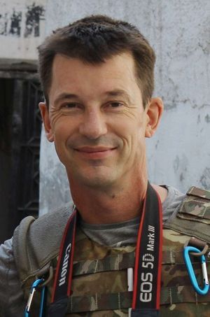John Cantlie, photographié avant son enlèvement en novembre 2012.